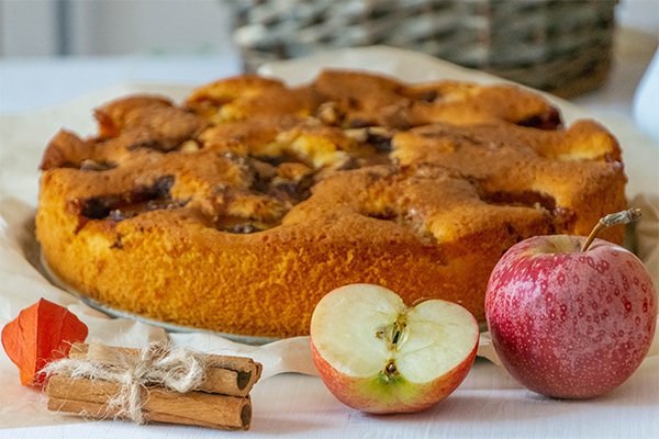 apple cake