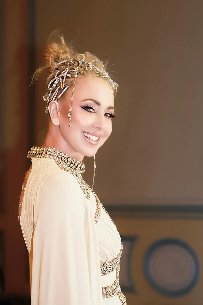 Check How Naz Maer Is Globally Storming With Haute Couture! – picture 3