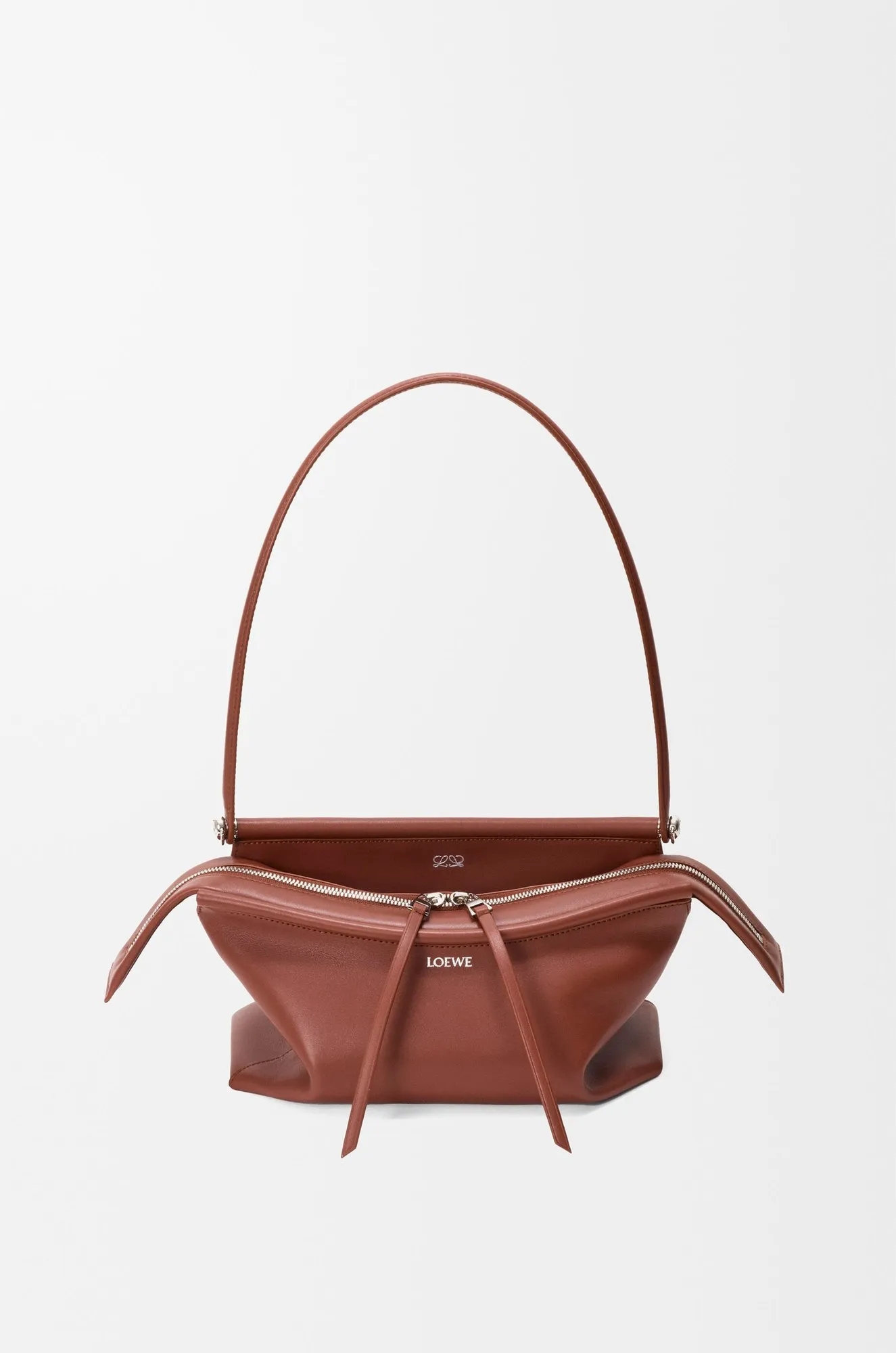 4 Loewe