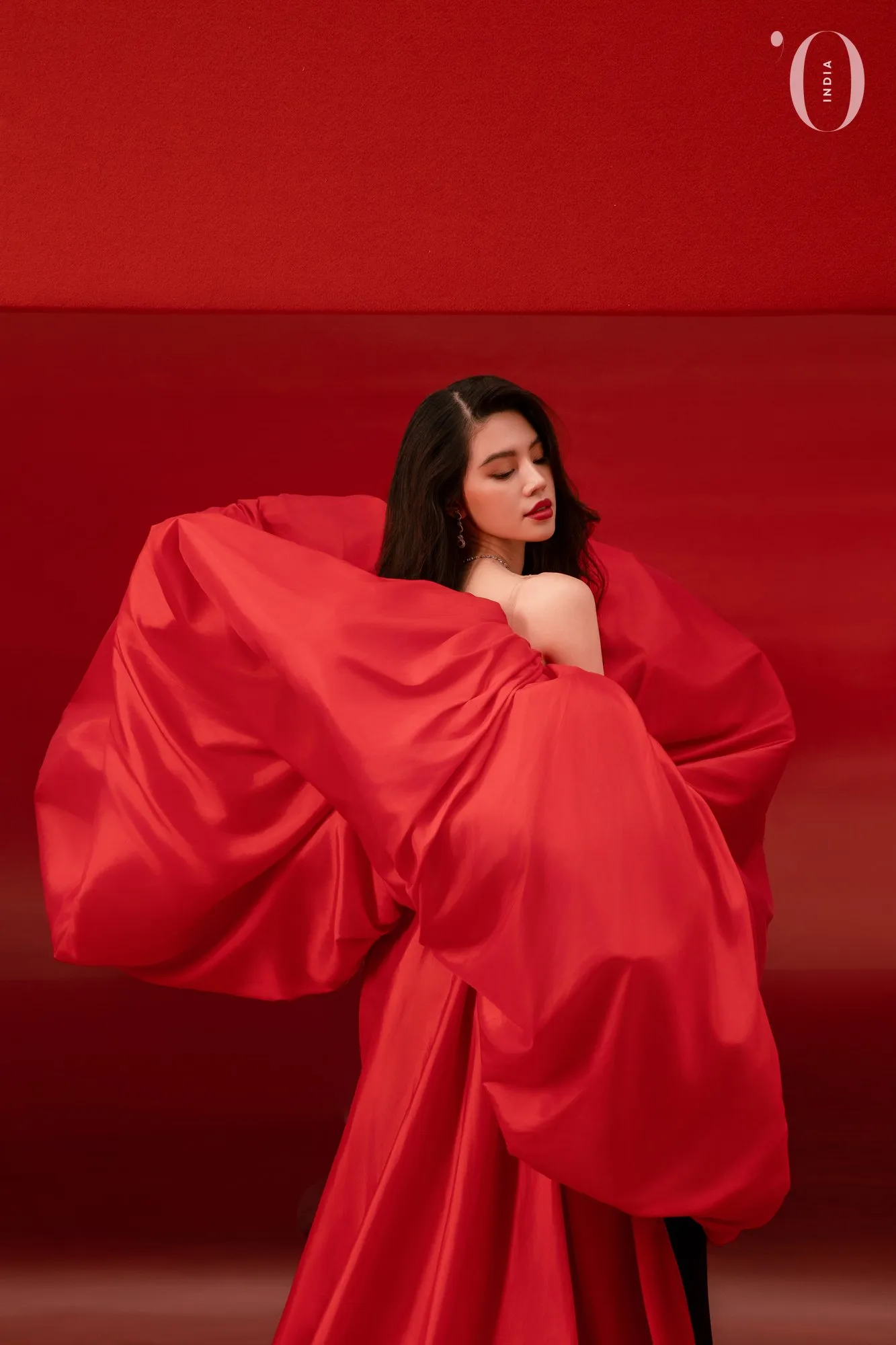 Cherry Bombshell - Ft. Jolie Nguyen !