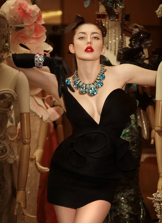 Alina Robu Got Heavenly Curves Screaming Grace - Exclusive Interview!