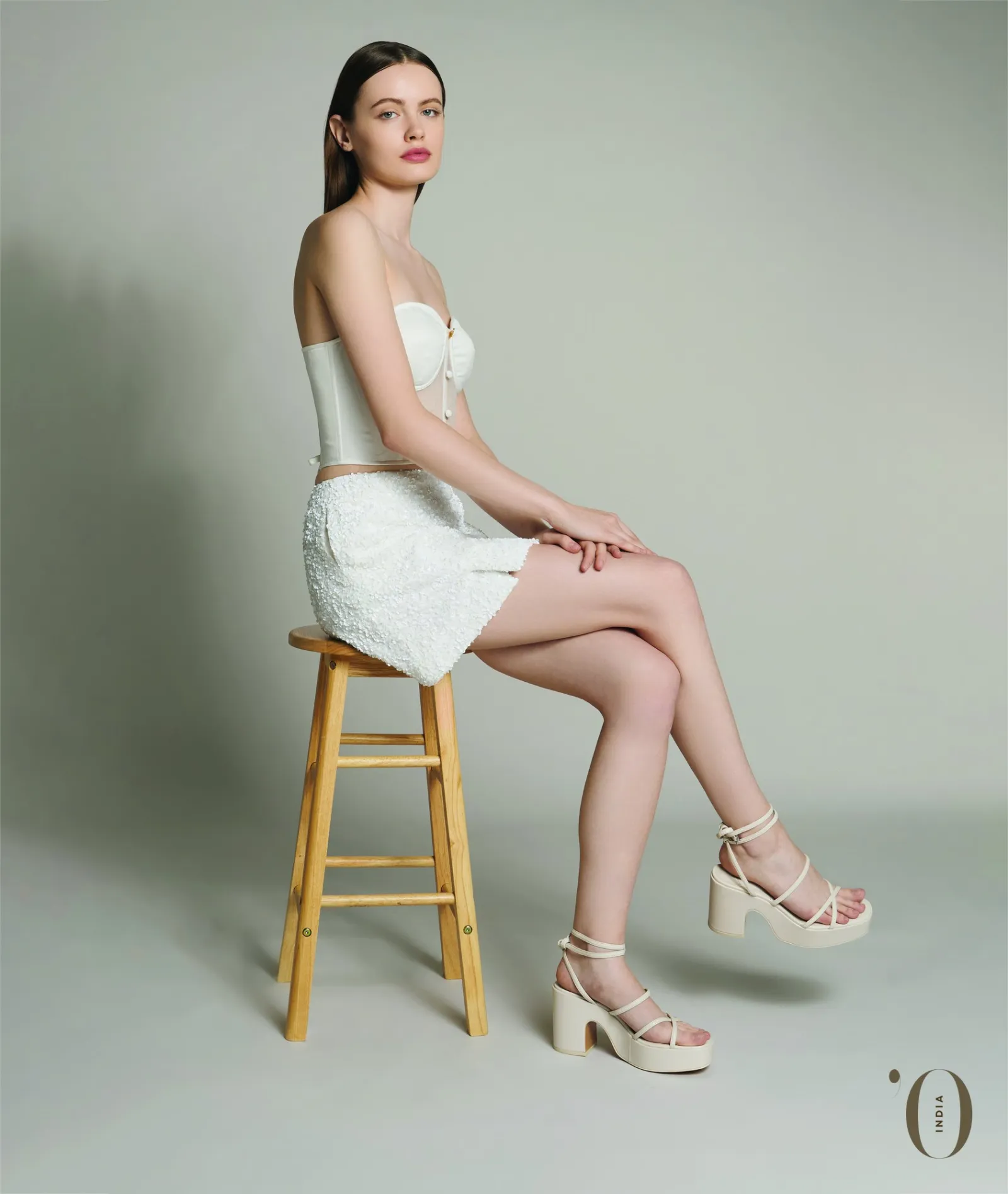  Ethereal Elegance ft. Julia Trejgo 