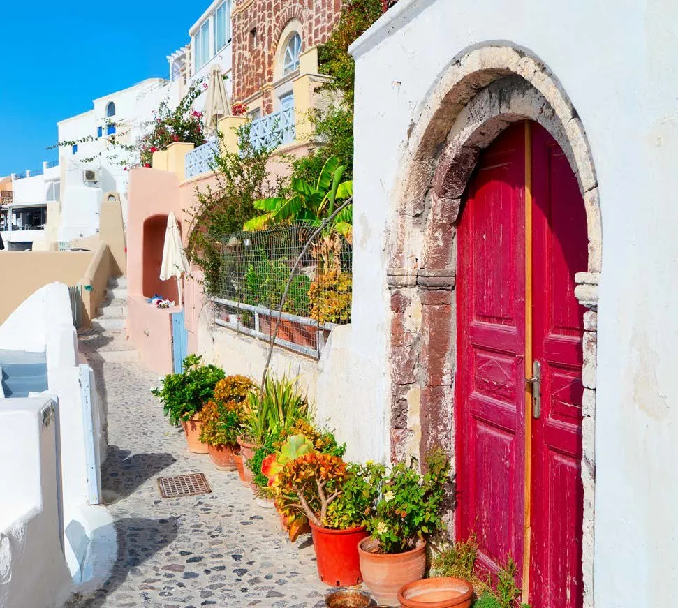 Flowers in Hair, Santorini in the Air!