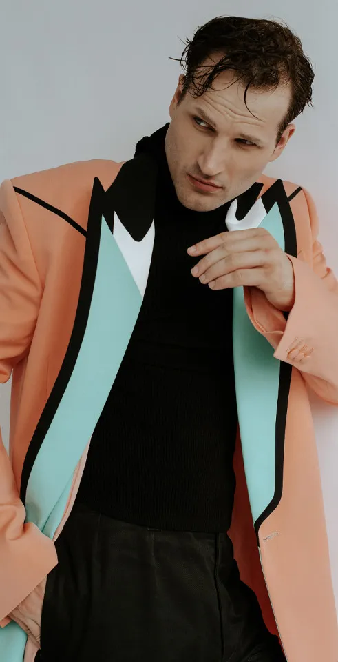 MEETS THE DISCIPLINE OF MASTER TAILORING