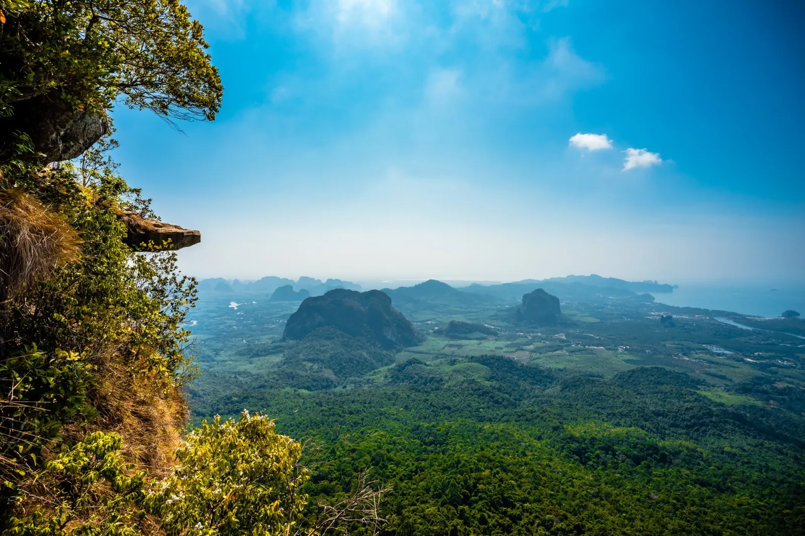 Romantic Island Makes Thai One