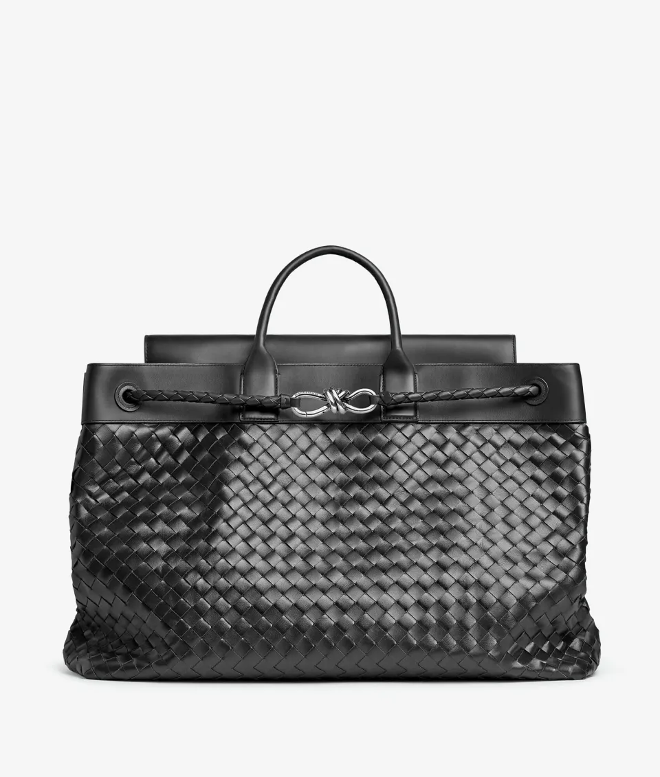 The Spacious Art of Logo-Less Luxury