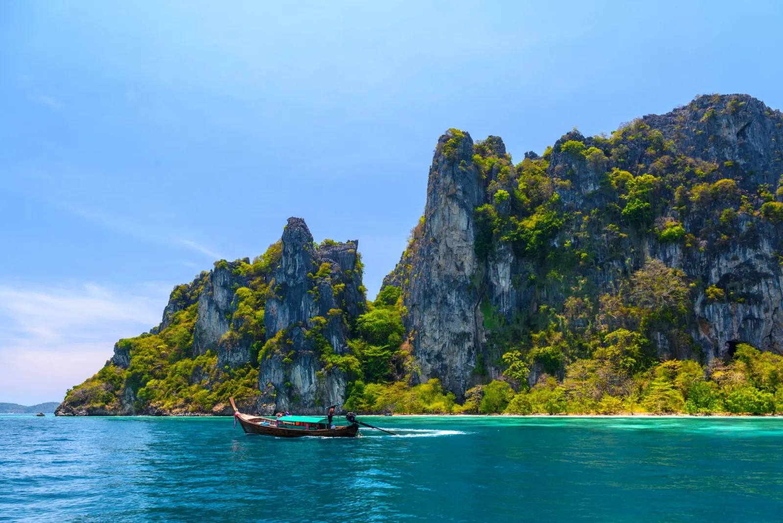 Romantic Island Makes Thai One
