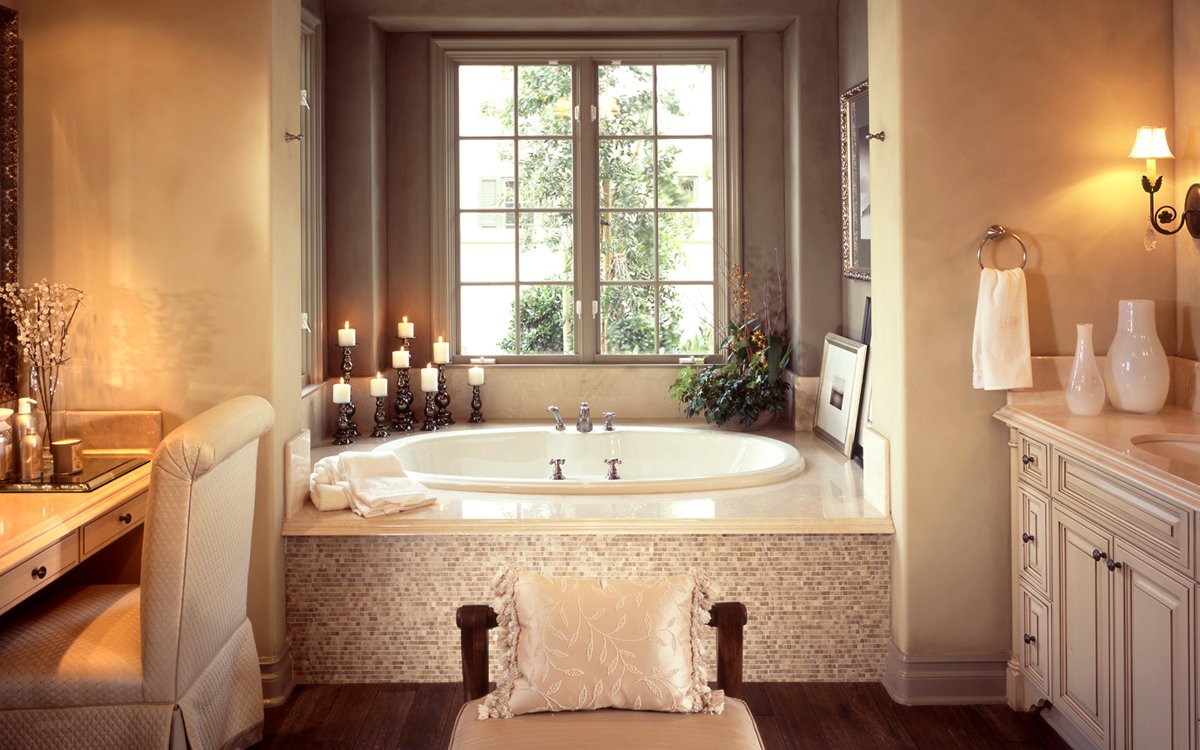Paradise Behind The Door!