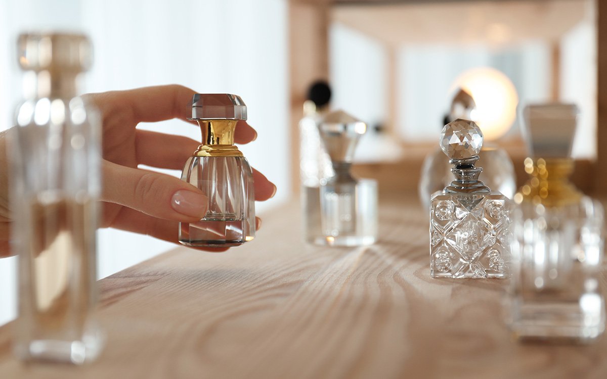 Sniff The Gem To Woo Yourself!