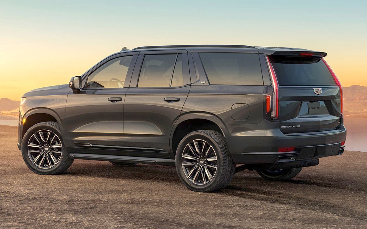 Boasting Grandeur & Practicality