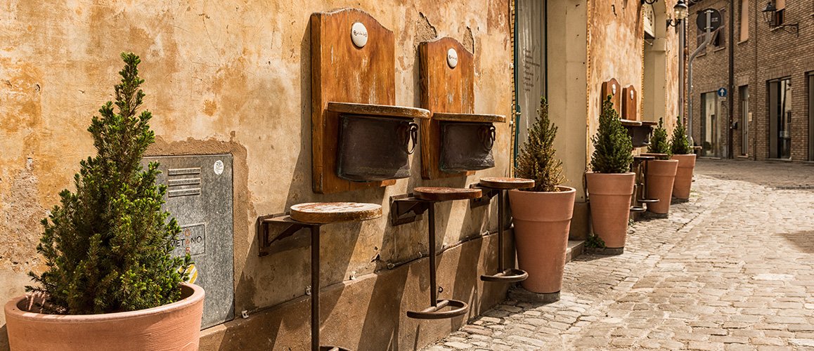 WHISPERS OF ITALY’S DREAMLAND